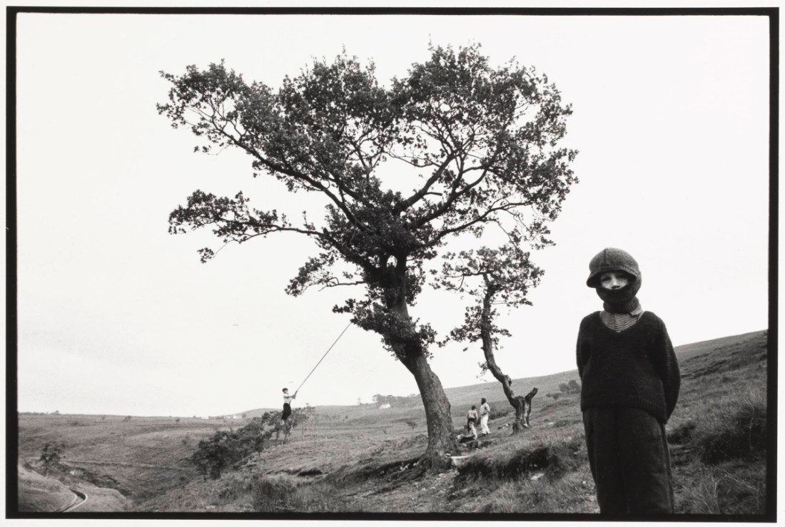 Bruce Davidson, Wales, 1965.