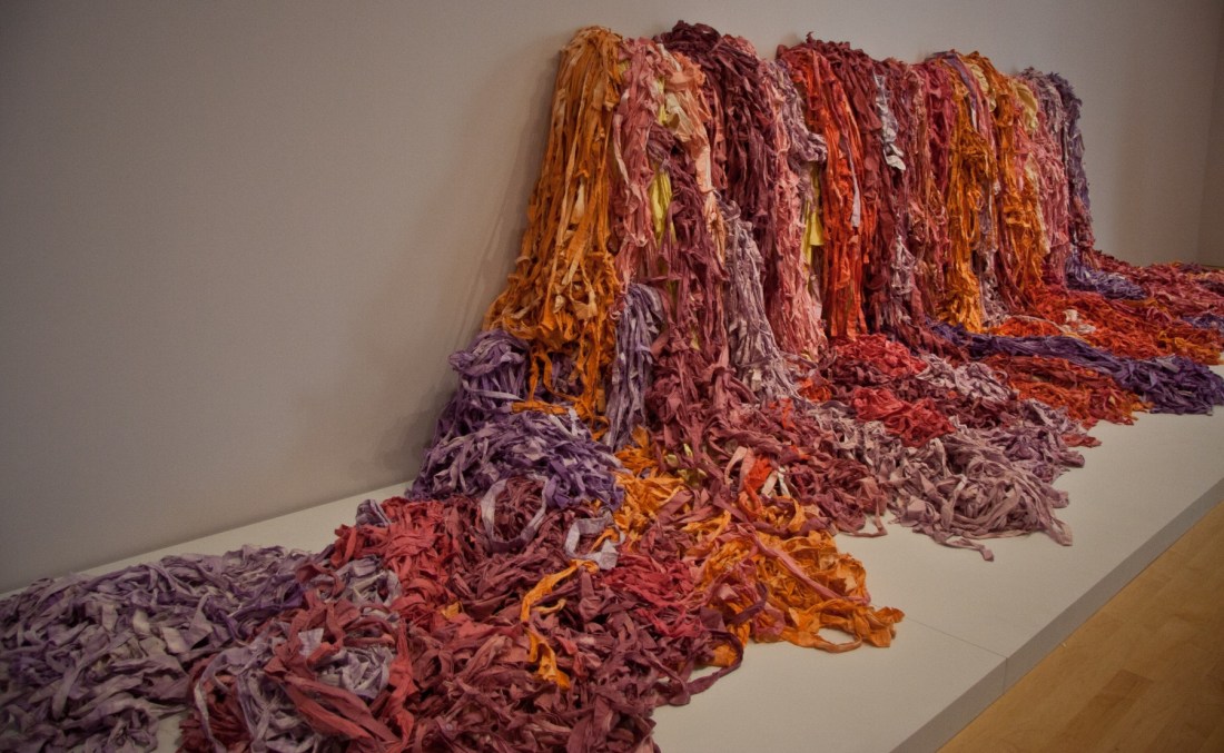 Sheila Hicks, Wow Bush/ Turmoil in Full Bloom, 1977. Collection of the Philadelphia Museum of Art.