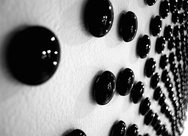 Teresita Fernández, Black Onyx (detail), 2007. Collection of the Virginia Museum of Fine Arts.