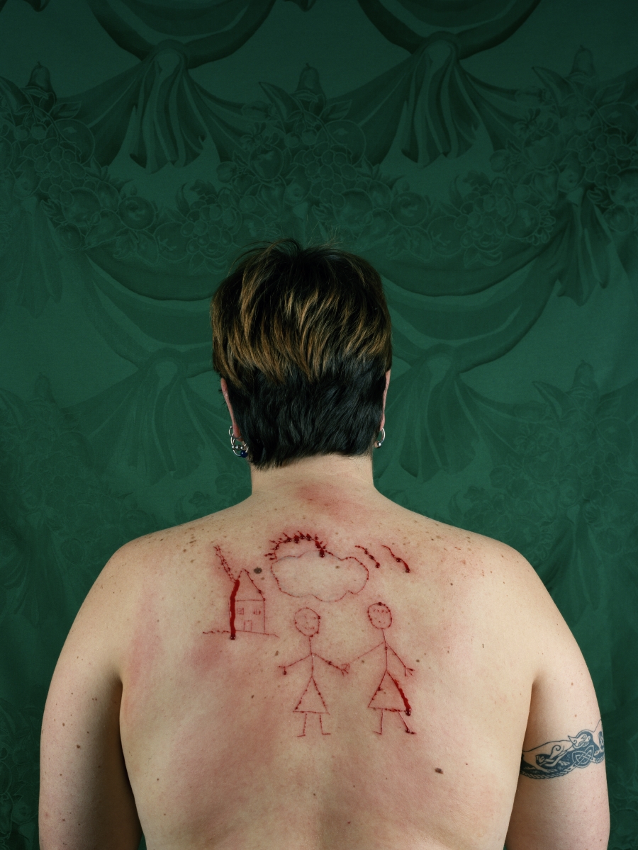 Catherine Opie, Self-Portrait (Cutting), 1993.