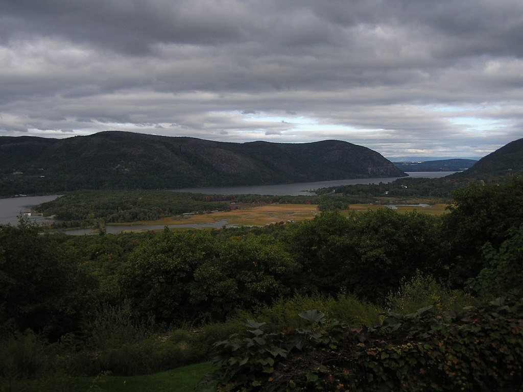 Wolfgang Staehle, Eastpoint, 2004.