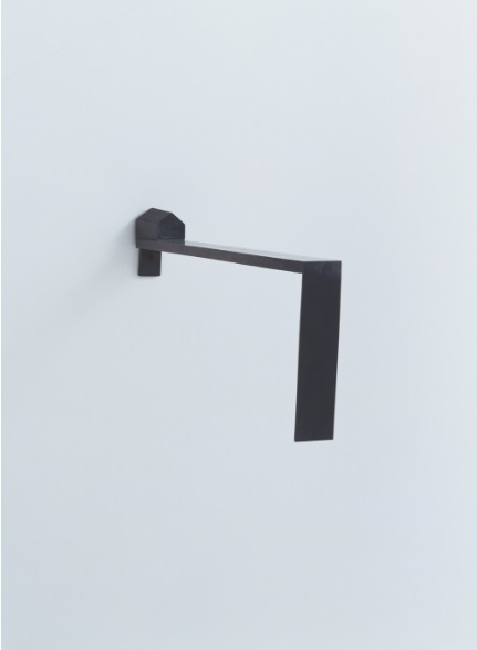 Joel Shapiro, Untitled (house on shelf), 1974.