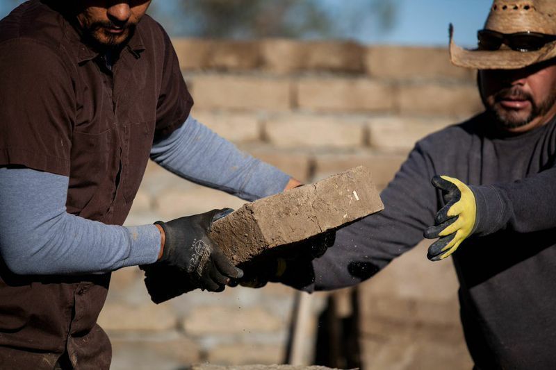 Building Con/Safos at the Bowtie Project. 