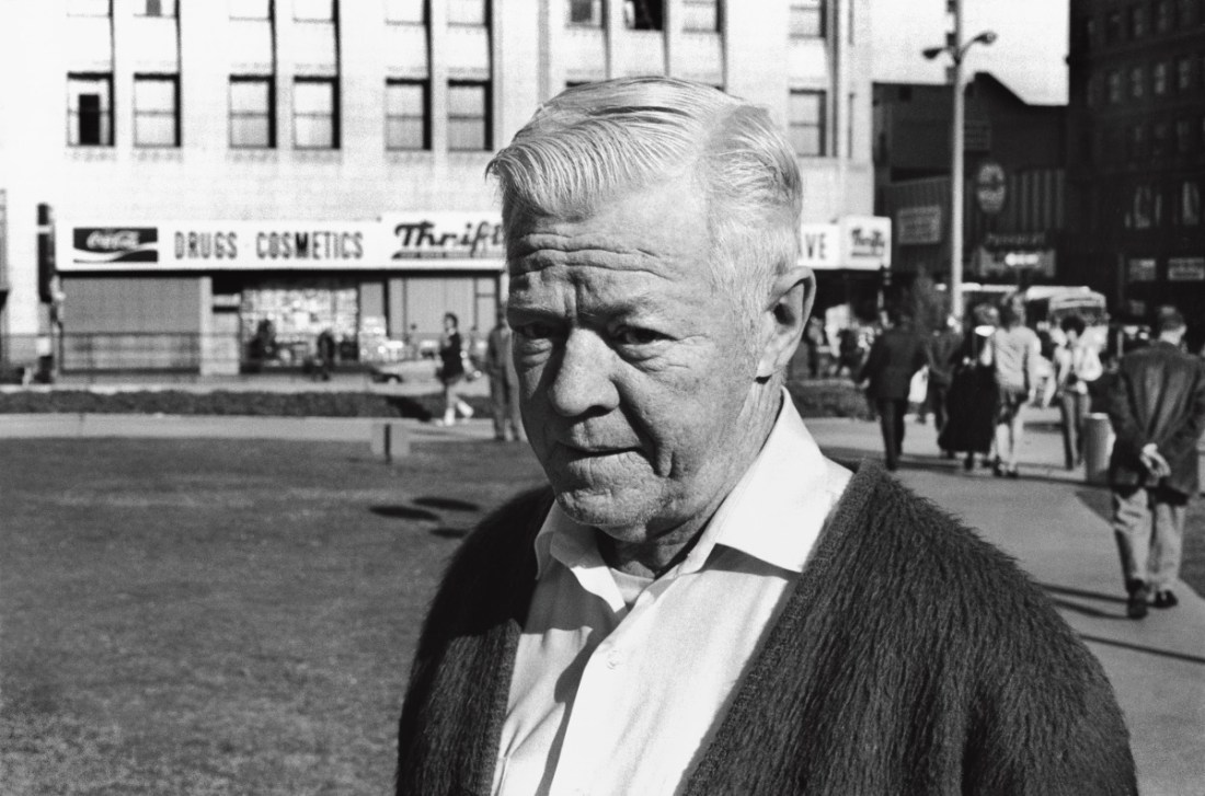 Anthony Hernandez, Pershing Square, 1971.