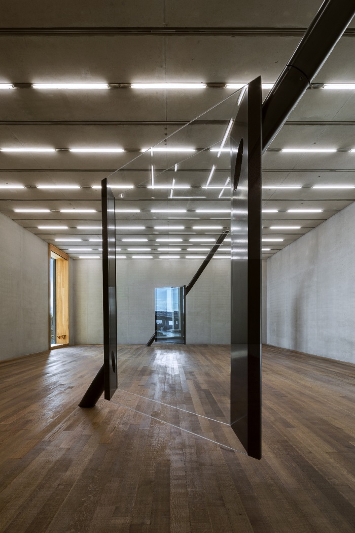 Sarah Oppenheimer, S-281913, 2016.