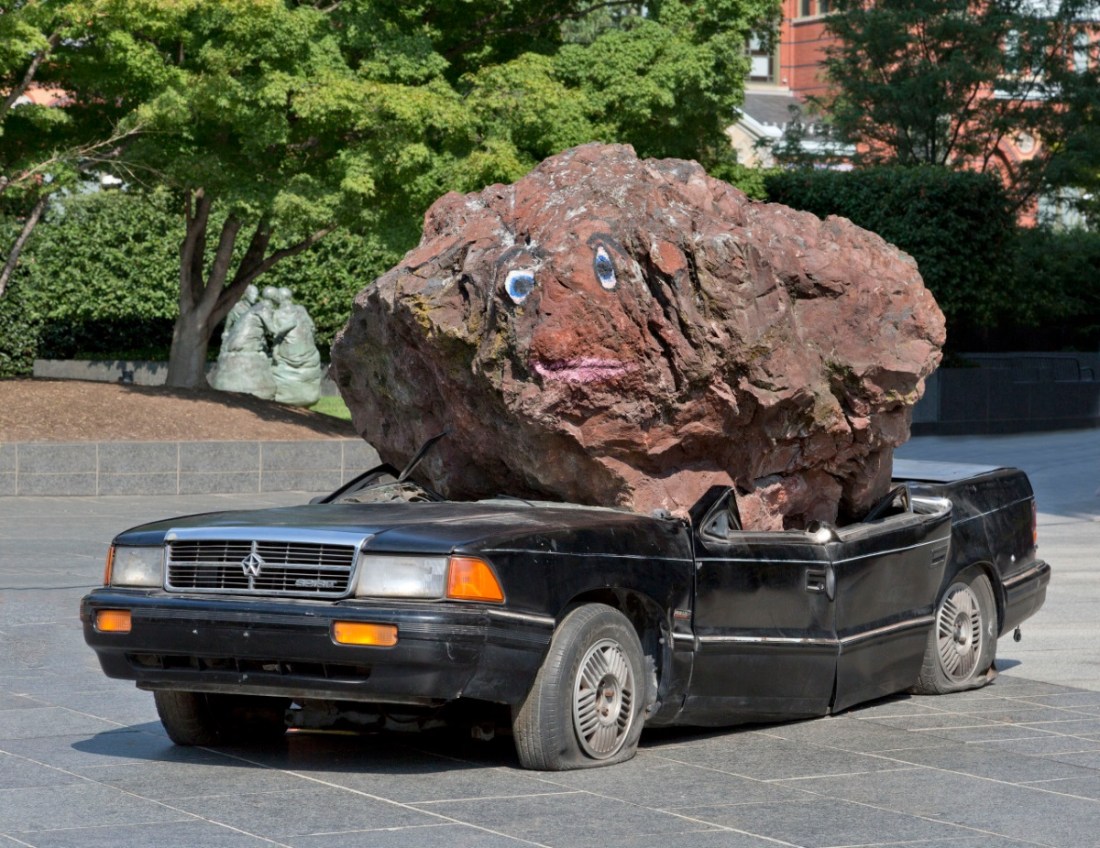 Jimmie Durham, Still Life With Spirit and Xitle, 2007.